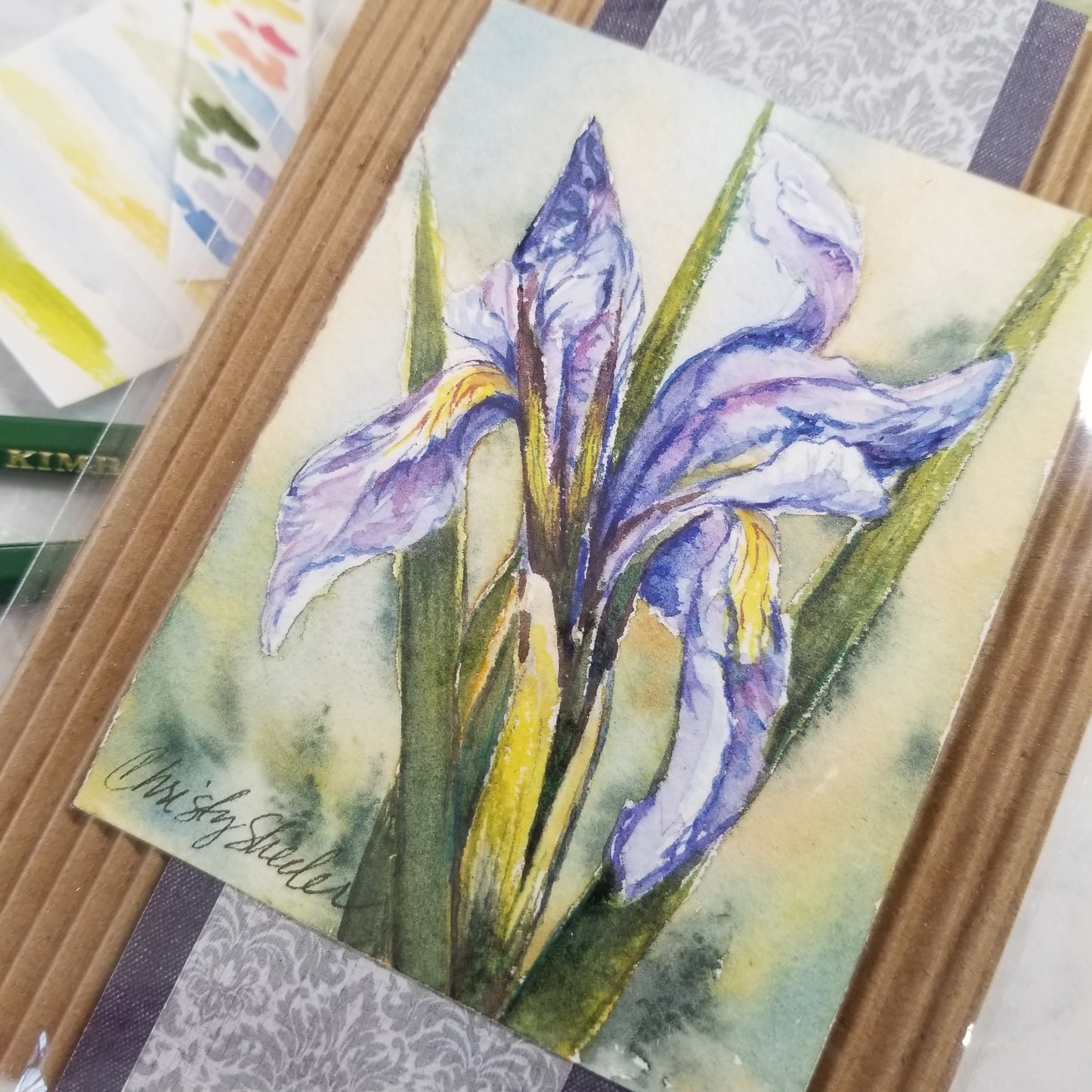 Iris 2 Miniature